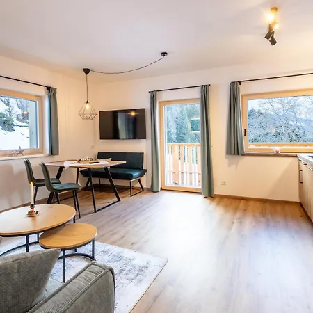 Uribi Mit Eigener Sauna By Schladmingurlaub שלאדמינג